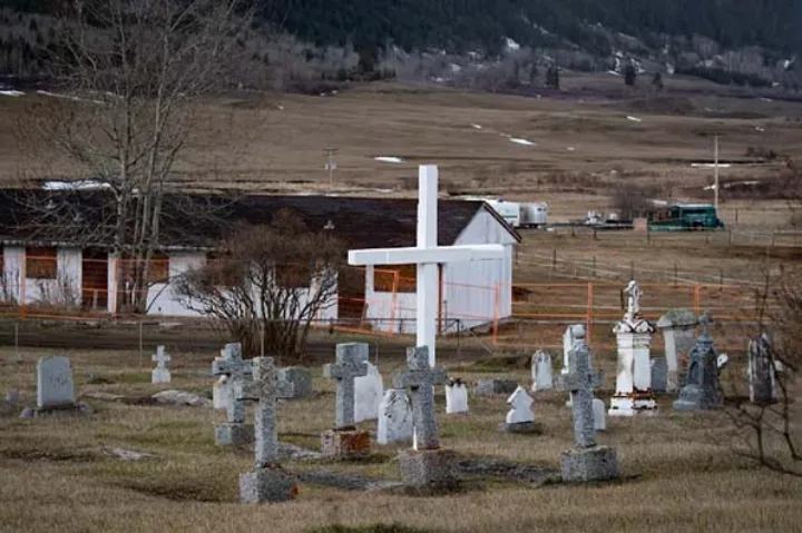 کشف گورهای جمعی دیگر در کانادا